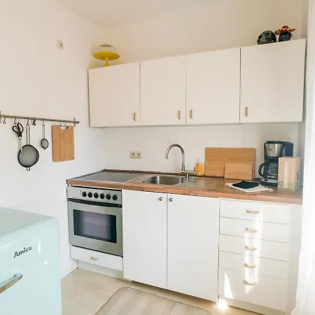 Apartment Dream 'frida'